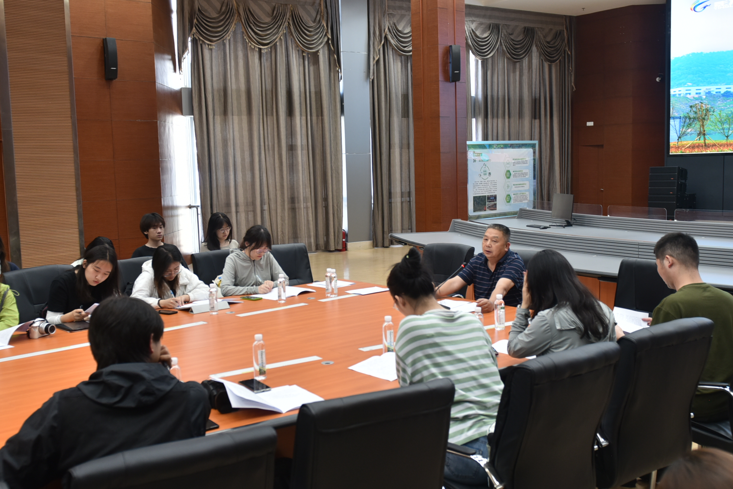 校企聯(lián)袂繪藍(lán)圖，北林學(xué)子訪金森